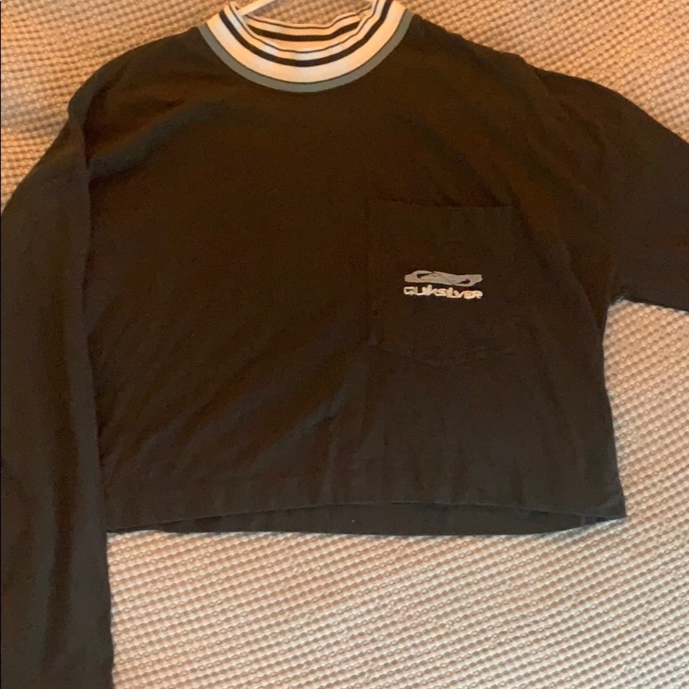 grey long sleeve urban outfitters top.